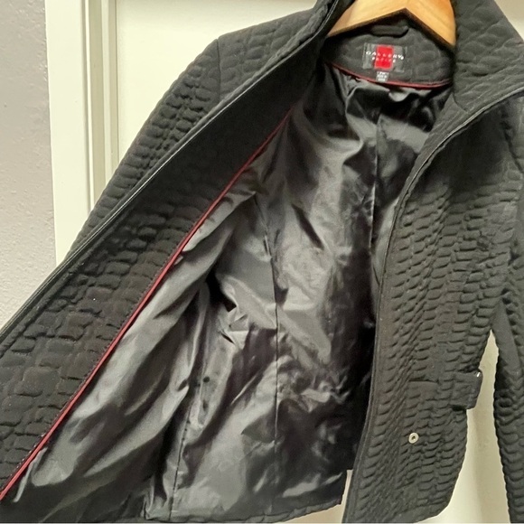 Gallery Petite Quilted Zipper Black Coat Size PM - Picture 3 of 8